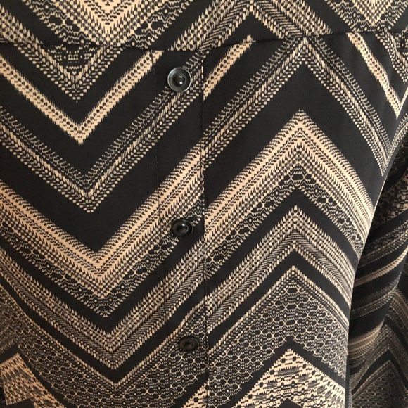 Pink Rose chevron asymmetrical top - Picture 3 of 5